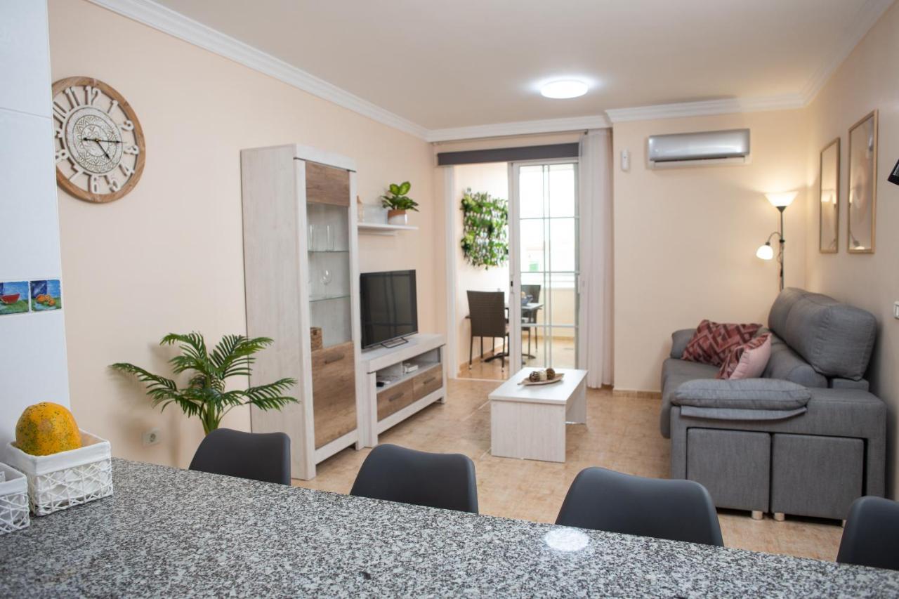 Apto Isa: Amplio Y Acogedor Apto De 75M Con Terraza, Aire Acondicionado Y Parking Gratuito Лос-Абригос Экстерьер фото